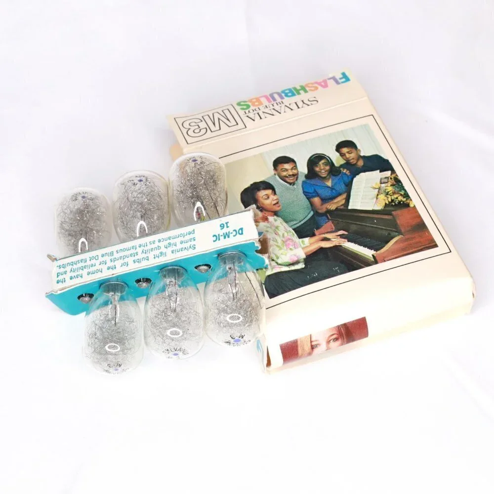 Kodak Brownie Starflex Full Kit: Original Box + Flash + Bulbs + User Manual